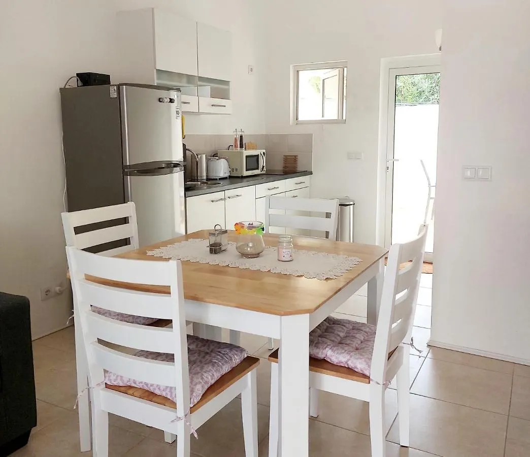 Casa Antonia Villapark Fontein Mit Salzwasserpool Curacao